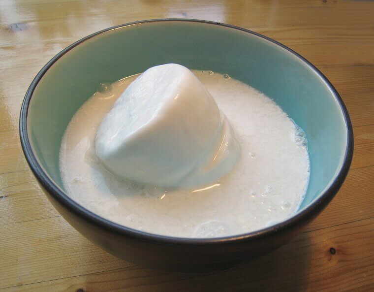 Pour Coconut Milk Instead of Heavy Cream in Curries to Achieve a Silky, Dairy-Free Richness