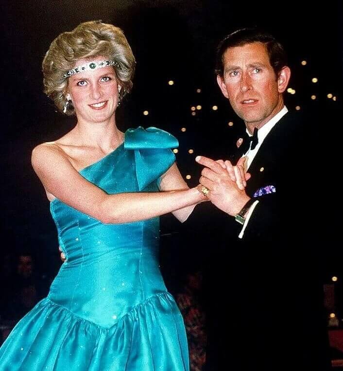 Prinzessin Diana brach mit diesem Stirnband das Protokoll