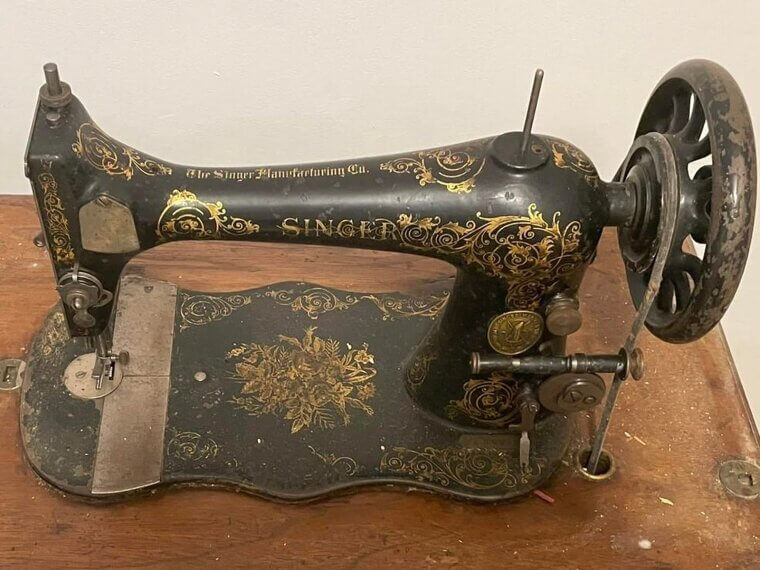 Antique Sewing Machines With Collector Appeal