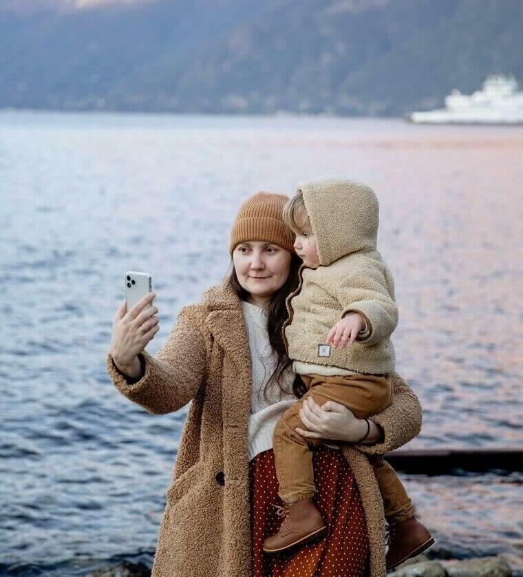 Check Your Bill And Collect Photos Before Disembarking