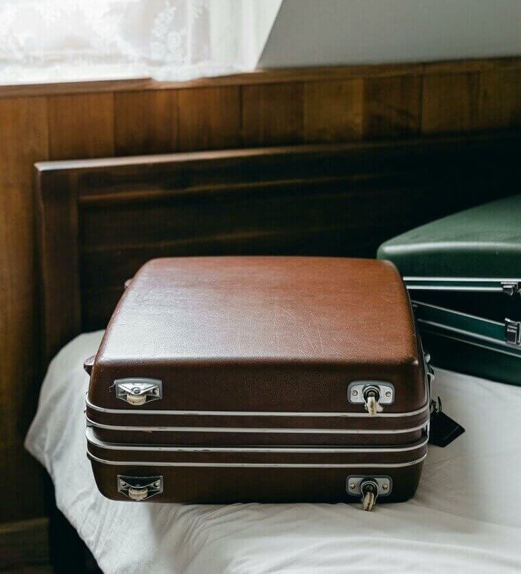 Store Your Suitcase Under The Bed