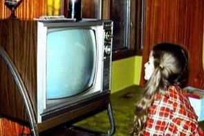 Close Proximity to Old CRT Screens and EMF Concerns