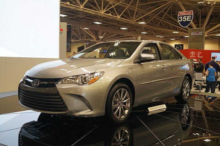 2016 Toyota Camry Hybrid