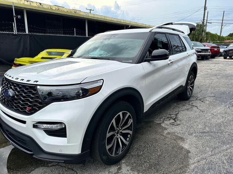 2020 Ford Explorer
