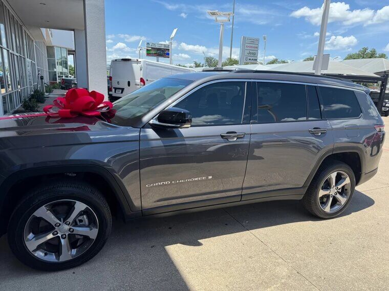 2025 Jeep Grand Cherokee PHEV