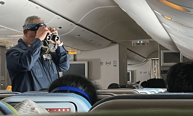 Des Passagers Et Des Hôtesses De L'Air Partagent Leurs Meilleurs Souvenirs De Voyage