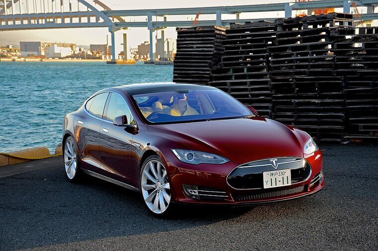 Tesla Model S (Early Models, 2012–2016)