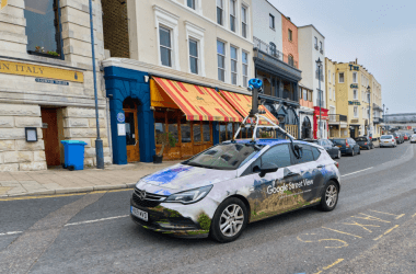 Google Street View’s Top Encounters Captured on Camera