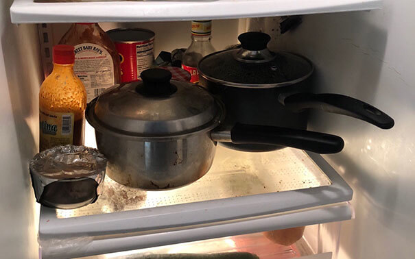Why Use Containers When You Could Put The Pots Right In The Fridge?