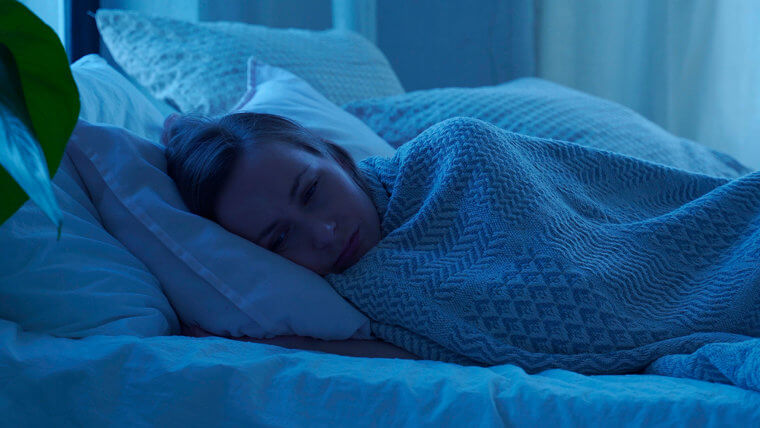 Sleeping in a Cold Room Can Help You Stay Asleep