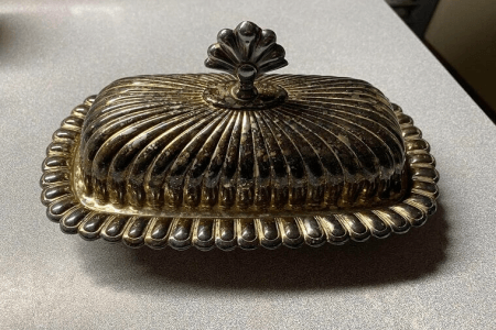 Kitchen Habits Older Adults Still Do That Kids Today Won't Understand