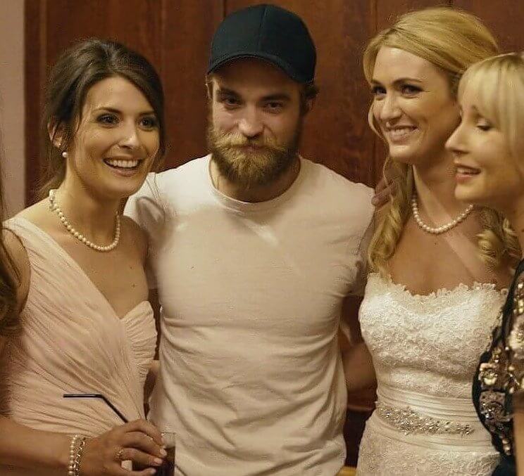 Robert Pattinson Joins the Bridesmaids