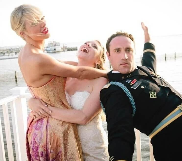 Taylor Swift Felt Right at Home at This Wedding Party