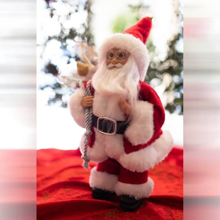 Dancing Santa Figurines