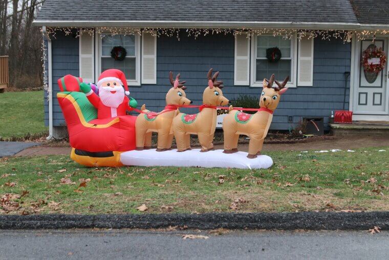 Inflatable Yard Decor
