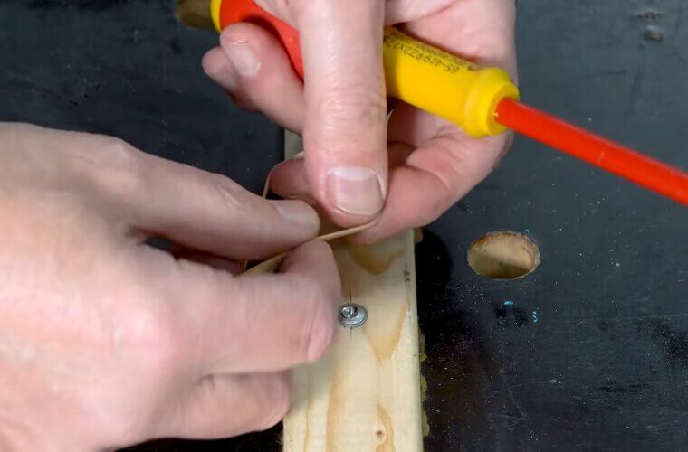 Rubber Band to Strip a Stuck Screw