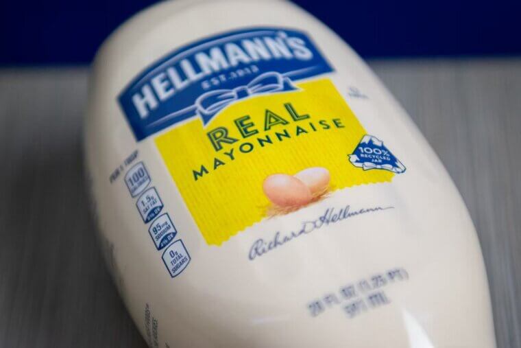 Mayonnaise to Remove Water Rings