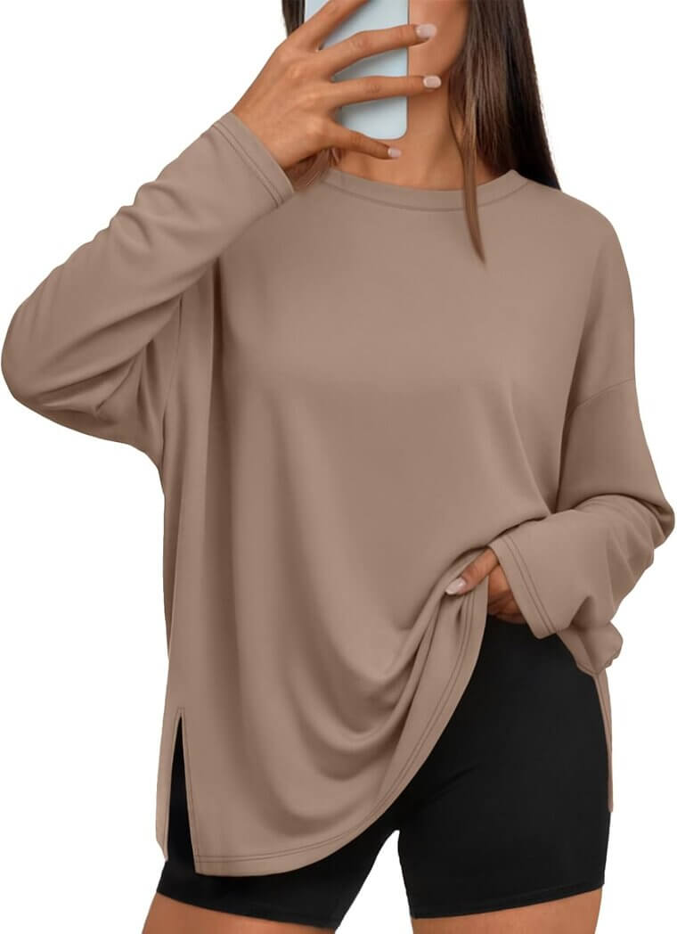 Trendy Queen Slit Tees - Perfect for Gym & Fall Fashion - Now 47% Off!