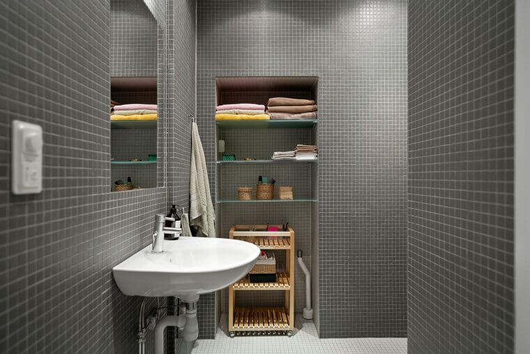 Open Shelving Bathrooms