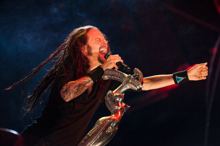Jonathan Davis (Korn) - Working Night Shifts at a Mortuary While Living in Low-Income Bakersfield