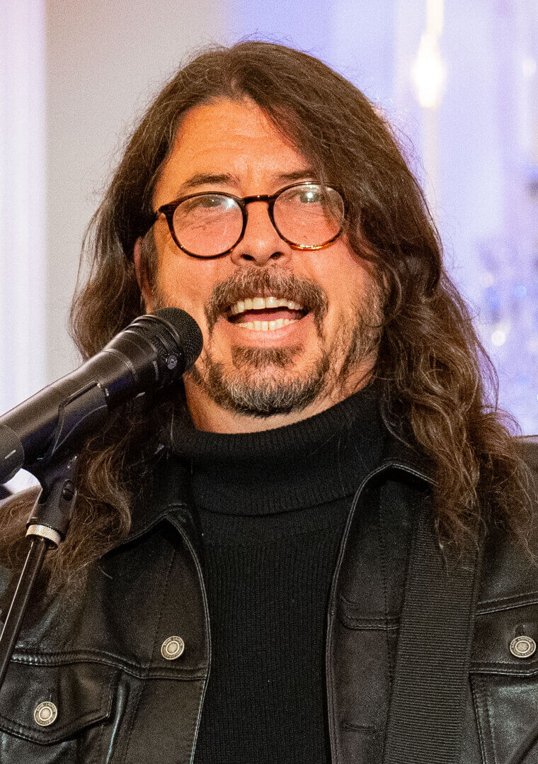 Dave Grohl (Nirvana) - Living on a Food Budget in a Cramped Olympia Apartment