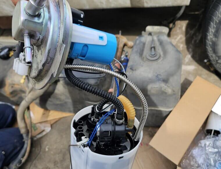 Fuel Pumps - 850,000+