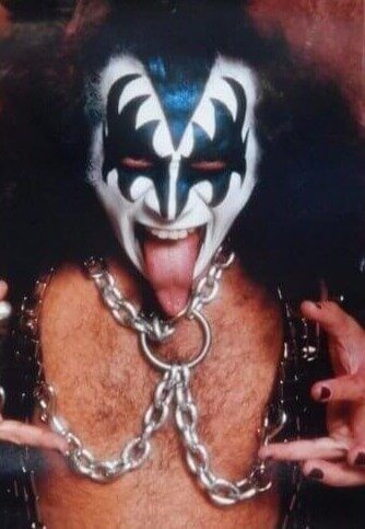 Gene Simmons Applies His Demon Makeup in a Specific Sequential Order