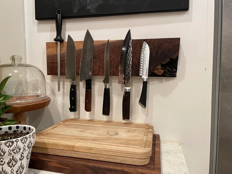 Keeping Sharp Knives Properly Stored