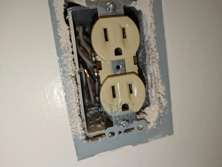Using GFCI Outlets Near Water