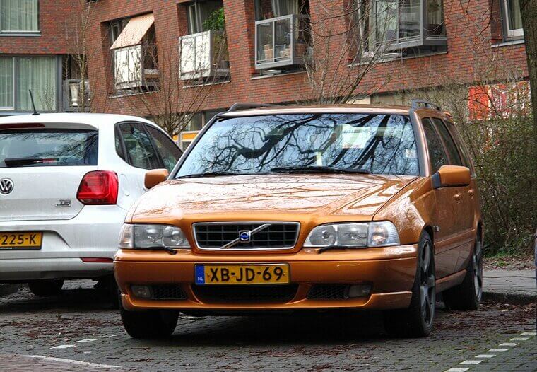 Volvo V70 R AWD