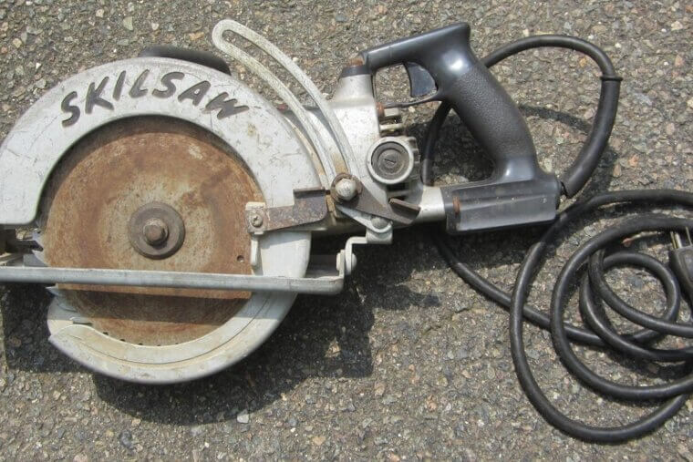 Vintage Skil Saw 5865 Worm 8-1/4” Drive Saw Professional – $170.00