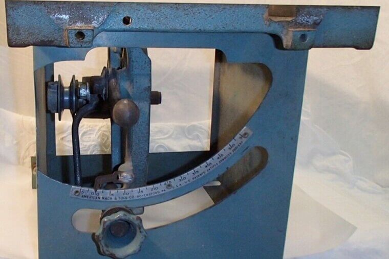 Vintage American Mach & Tool Co. 1950s Cast Iron Table Saw - $99.99