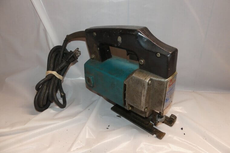 Vintage Makita Model 4300BV Jig Saw - $25.00
