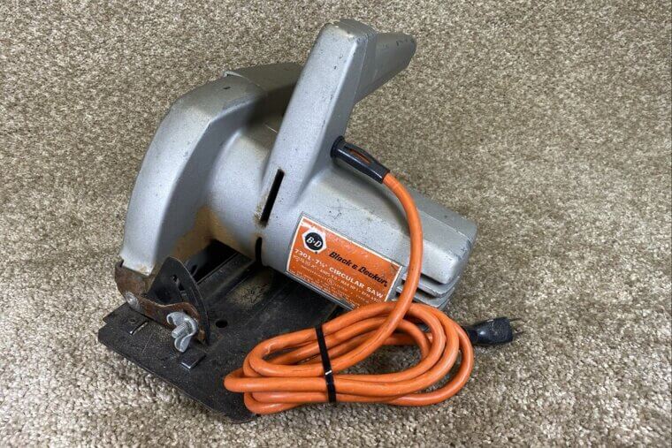 Black & Decker No. 7301 7-1/4" Circular Saw - $19.00