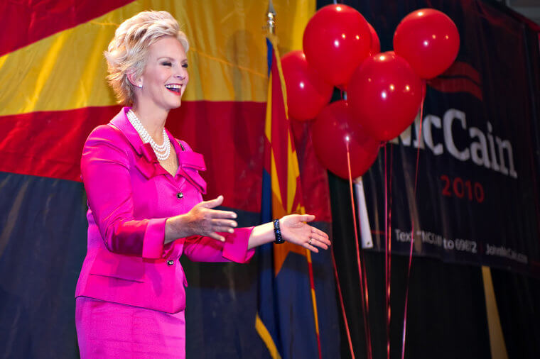 17. Cindy McCain - US$ 200 milhões