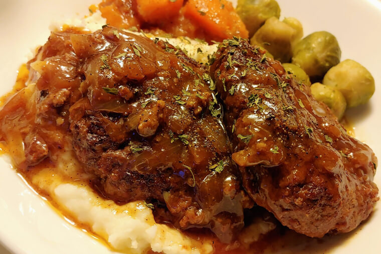 Salisbury Steak With Onion Gravy