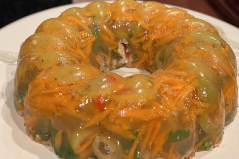 Jell-O Salad With Celery and Pineapple