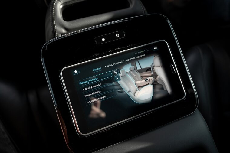 Electronic Lumbar Massage Seats to Revitalize Muscles on Go