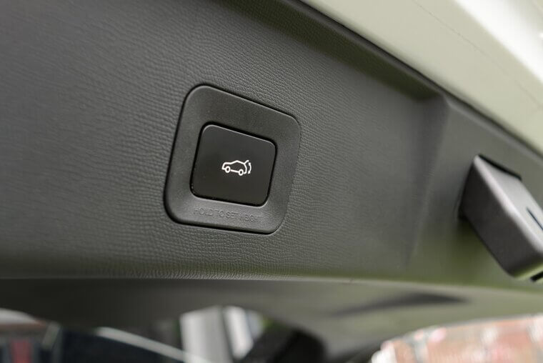 Power Liftgates to Save Your Arms and Back Full of Groceries