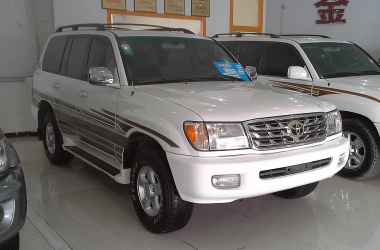 Road-Tested Classics: The Most Reliable Used Cars That Reach 300,000 Miles