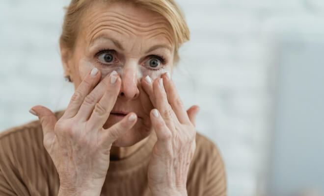 Skin Care Habits That Secretly Damage Your Skin as You Age