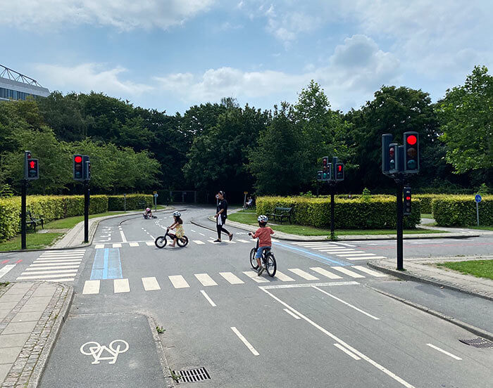 A Traffic Playground to Make Crossing the Street a Breeze