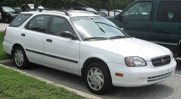 Suzuki Esteem Wagon (1995–2002)