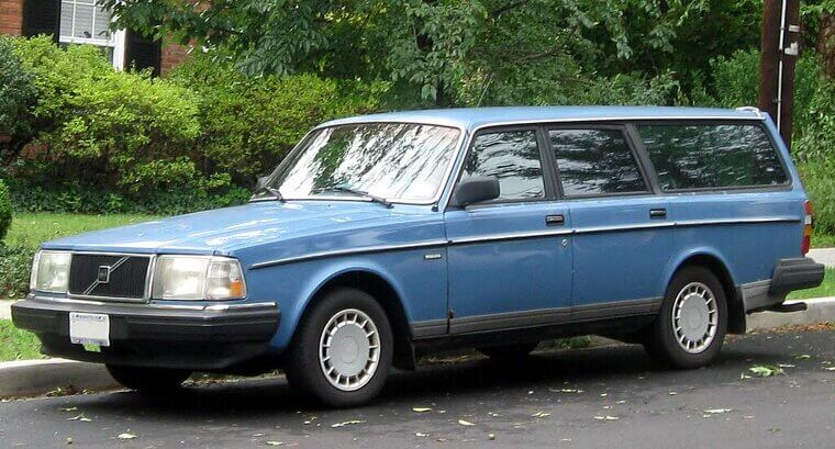 Volvo 240 Wagon (1974–1993)