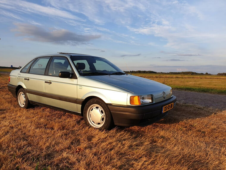 Volkswagen Passat (B3/B4) (1988–1997)