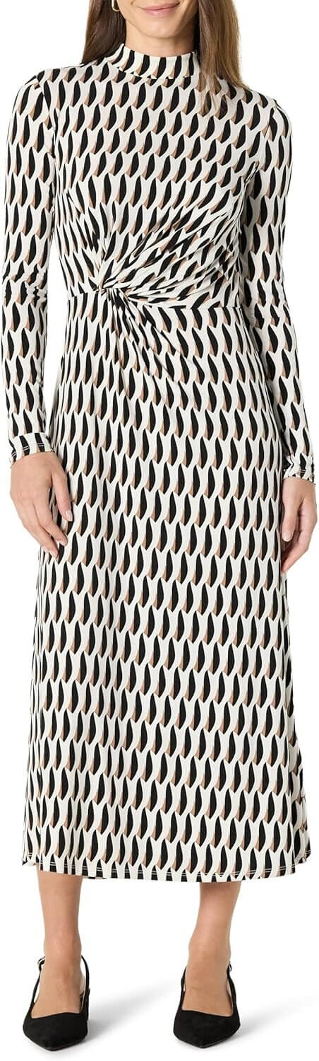 Fit and Flare Maxi Dress - Flattering Style for Any Occasion! - 5% Off!