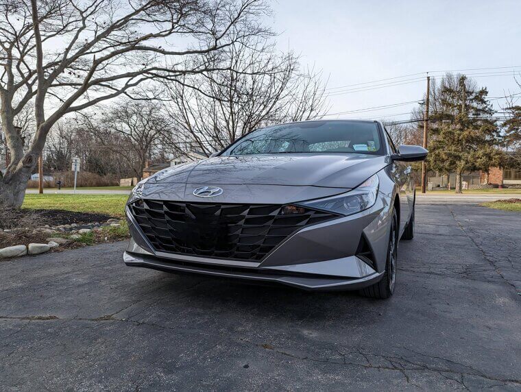 Hyundai Elantra Hybrid Blue