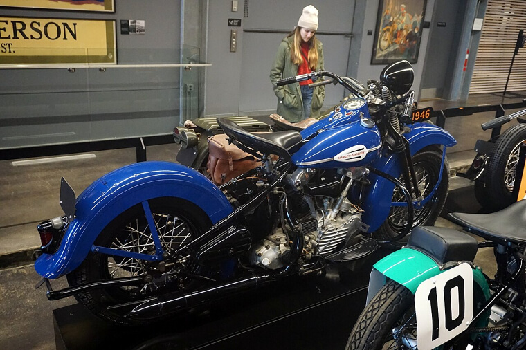 1947 Harley-Davidson FL