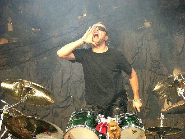 Lars Ulrich Tossing Papers As A Morning Delivery Boy