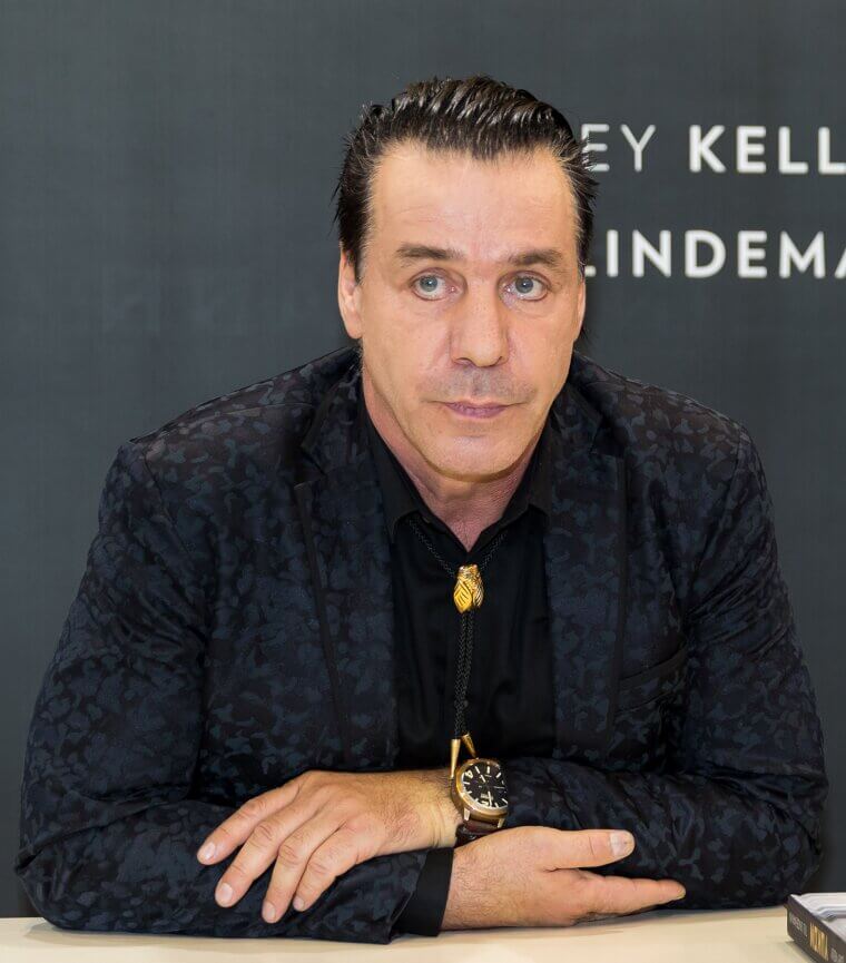 Till Lindemann Weaving Materials As An Apprentice Basket Maker